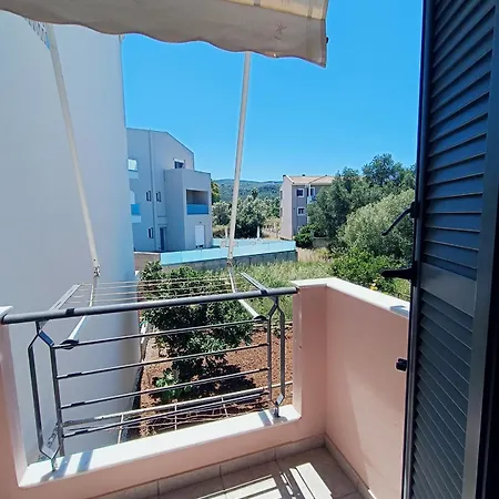 Georgias House Апартаменты Лефкада