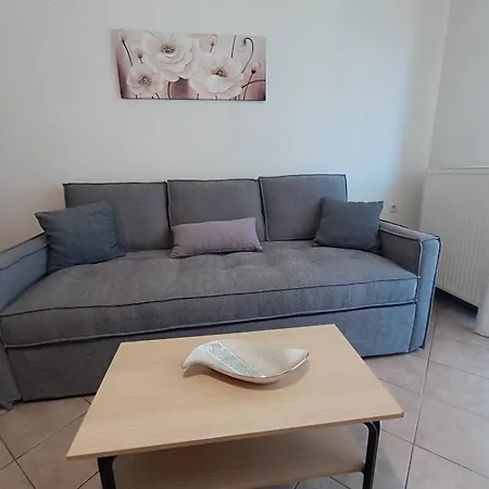 דירה Georgias House